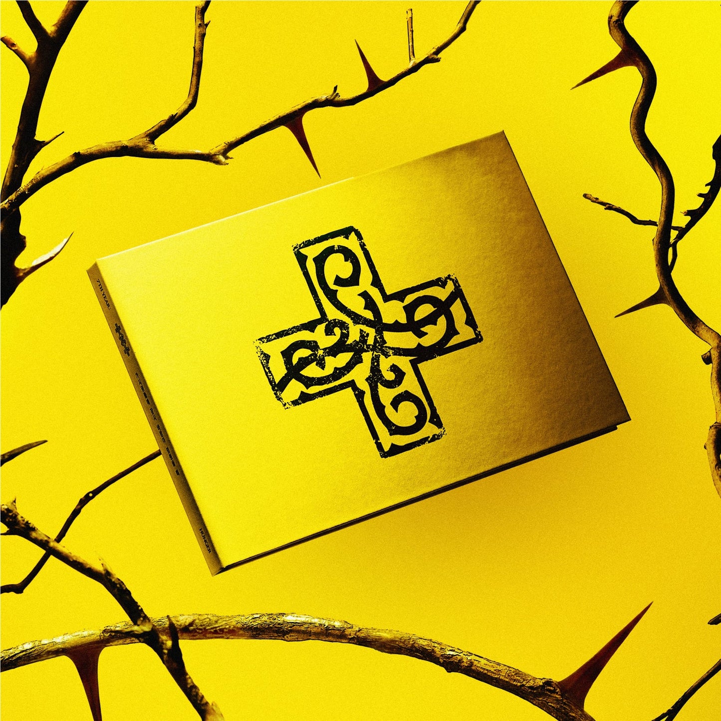 現貨 TOMORROW X TOGETHER TXT - 迷8 親簽專 7TH YEAR: A Moment of Stillness in the Thorns
