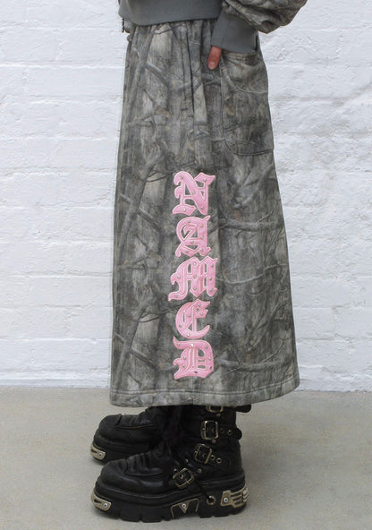 SPOILT OVERSIZED SWEATSHORTS TREE CAMO